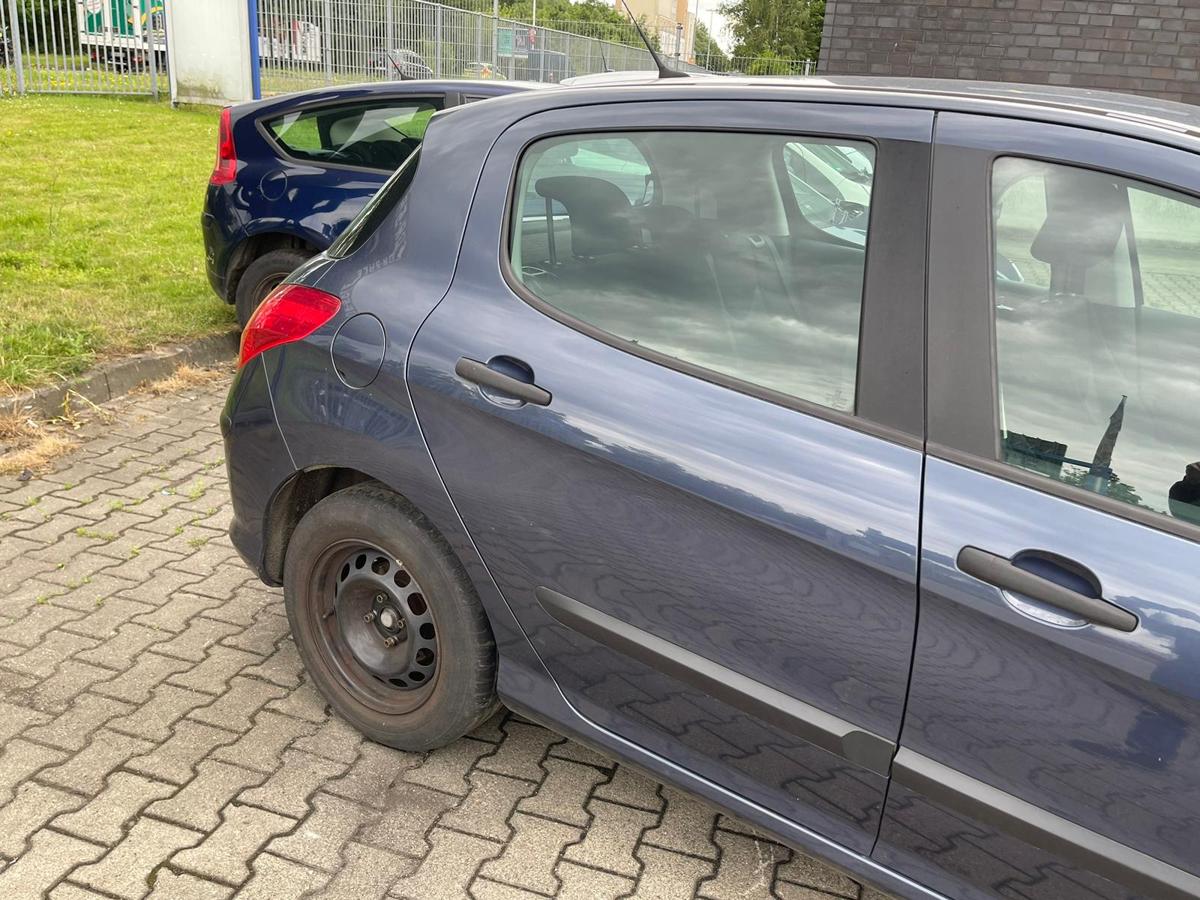 Peugeot 308 1 5-Türer original Tür hinten links KHH Blau Tauranga Fließheck BJ09